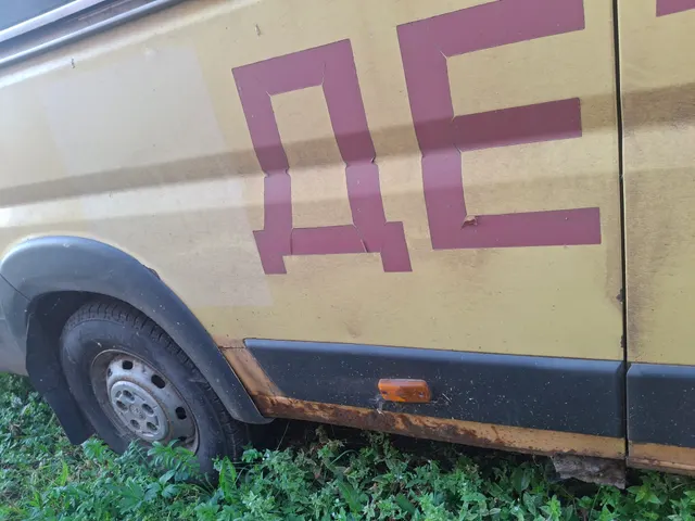 Автобус Peugeot Boxer,  номер двигателя: PSA4H0310TRJ50676792, номер кузова: VF3YEZMFC12478053, цвет кузова (кабины) желтый, VIN XB9222335D0FD1673,  2013 года выпуска,  гос.гомер С549КТ116RUS