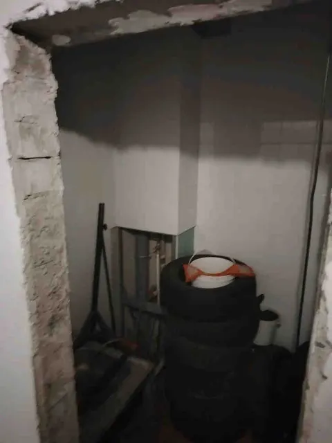 помещение площадью 33,6 кв.м. с кадастровым номером 48:20:0013702:543 (РНФИ П13680053566), расположенное по адресу: Липецкая область, городской округ город Липецк, город Липецк, улица Кузнечная, дом 4б, помещение 1