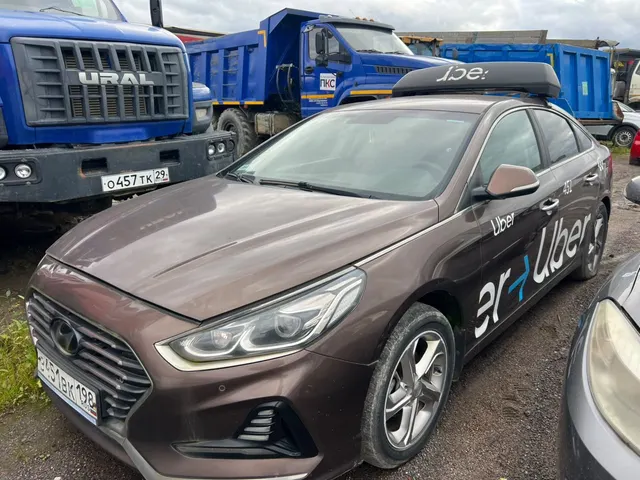 Автомобиль HYUNDAI SONATA, 2018г.в., г/н B451BK198, VIN: XWEE341CBK0002698, цвет бронзовый, объём двигателя 1999 см.куб., мощность двигателя 110.000 кВт/ 149.56 л.с.