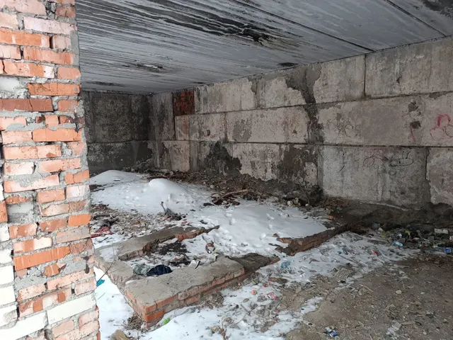 Объект незавершенного строительства и земельный участок под ним