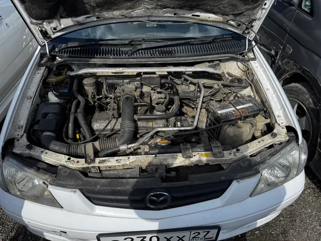 Автомобиль марки Mazda Demio,г/н С230ХХ27,№ кузова DW3W525505