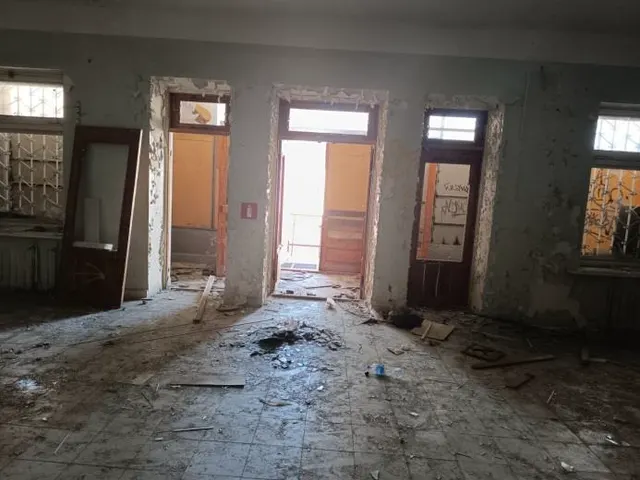 нежилое здание (аптека)