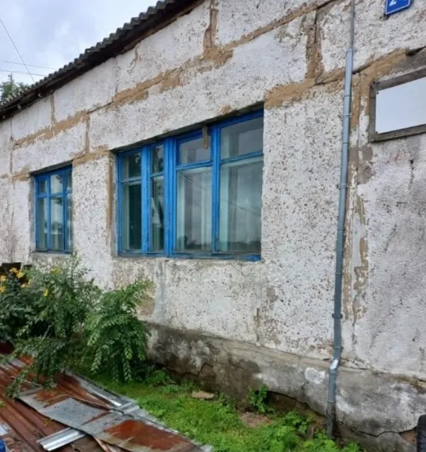 Нежилое помещение, расположенное на земельном участке