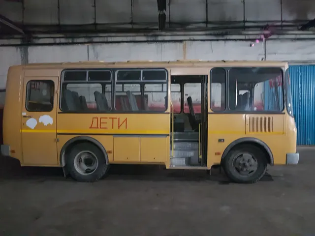 ПАЗ 32053-70, автобус для перевозки детей, ПТС 52 НЕ 549657 от 05.10.2011, VIN X1М3205СXB0004756, модель, № двигателя 523400 В1005693, кузов (кабина, прицеп) № X1М3205СXB0004756, цвет – желтый, год изготовления – 2011, государственный регистрационный знак М166ОЕ124