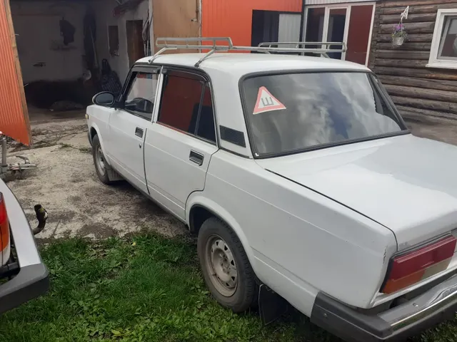 ВАЗ-21074 LADA 2107 легковой, ПТС 63 МК 541127 от 31.10.2006, VIN ХТА21074072468929, цвет ярко-белый, 2006 год изготовления, шасси (рама) № отсутствует, кузов (кабина, прицеп) № ХТА21074072468929, государственный регистрационный знак К162ТА24
