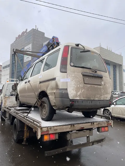 (повторные торги) Легковой автомобиль Toyota Town Ace, 2001 г.в., г/н Е663СТ124, VIN отсутствует, № кузова CR42-0022014, цвет белый. Идентификационные номера не сверялись, рабочее состояние не проверялось, ключи и документы отсутствуют, автомобиль закрыт. Должник Винидиктов С.В. Обременения: Залог (сохранение залога), запреты на рег. действия. Начальная цена продажи 311100,00 руб. Задаток 47000,00 руб. (пор. 1587)