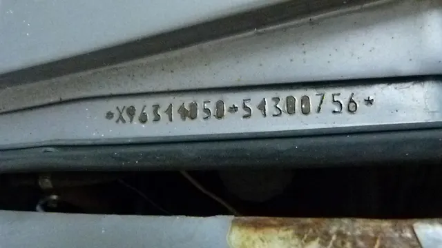 Транспортное средство: ГАЗ-31105;  тип ТС: легковой, идентификационный номер: Х9631105051300756; паспорт транспортного средства: 52 МА 231981 от 23.08.2005; шасси (рама) №: отсутствует; кузов №: 31105050085244; цвет кузова: ласвегас;  регистрационный знак: М 155 МЕ 55