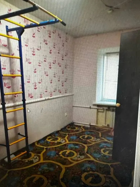 Жилое помещение, квартира площадью 55,60 кв.м. (общая долевая собственность, доля в праве 1/2), кадастровый № 61:46:0011602:1570, должник Андреищев Е.Ю., (Поручение ТУ Росимущества в РО от 28.08.2026 № 61-1536-У). Адрес (местоположение): Ростовская область, г. Батайск, ул. Куйбышева, д. 184, кв. 2.