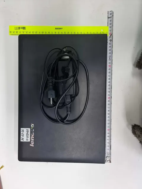 Ноутбук «Lenovo», модель 80 G0, включается, зарядное устройство имеется АС ПИБИ 11-009466-1