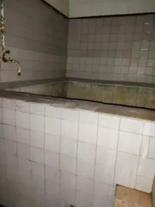 Здание 133 кв.м и земельный участок 1460 кв.м, расположенные по адресу: Московская область, г. Долгопрудный, мкр. Хлебниково, ул. Ленинградская, д 34а