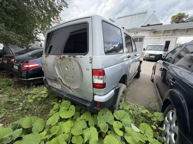 Легковой автомобиль