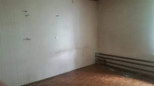 26/95 долей в праве общей долевой собственности на нежилое помещение с кадастровым номером 22:43:060111:193 площадью 251.6 кв.м, расположенное по адресу: Алтайский край, р-н. Солонешенский, с. Солонешное, ул. Красноармейская, д. 19 (РНФИ П26220000011)