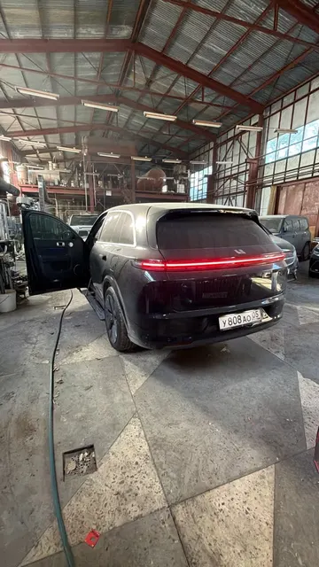 Автомобиль марки: LI L7, VIN LW433B123P1704601, цвет черный (ключи и документы в наличии)