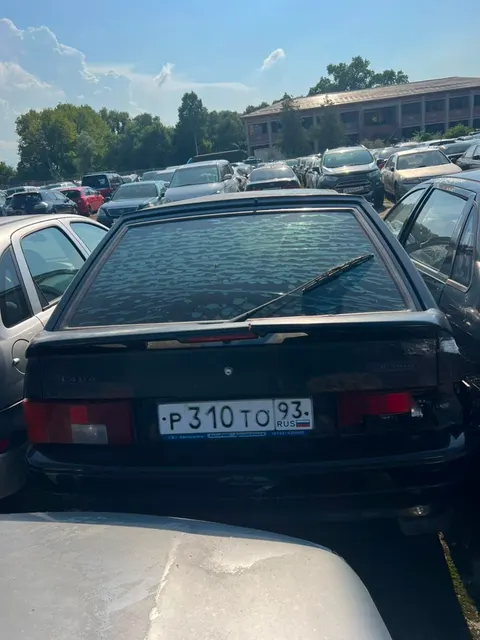 Автомобиль ВАЗ 21140, г.н Р310ТО93, 2006 г.в., цвета графитовый металлик. Документы отсутствуют.