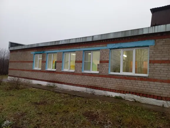 Нежилое помещение площадью 290,8 кв. м., с кадастровым номером 59:40:0700101:225  по адресу: ул. Центральная, зд. 15, с. Есаул, Чернушинский район, Пермский край