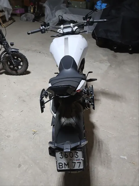 Мотоцикл ДУКАТИ XDIAVEL S, 2018 года выпуска, идентификационный номер (VIN): ZDMGA00AAJB009242, № кузова (прицепа): ZDMGA00AAJB009242, шасси (рамы): отсутствует, № двигателя: 010561, мощность двигателя: 152 л.с., 111,8 кВт, объем двигателя: 1262 куб. см, цвет: белый, гос. номер 3603ВМ77