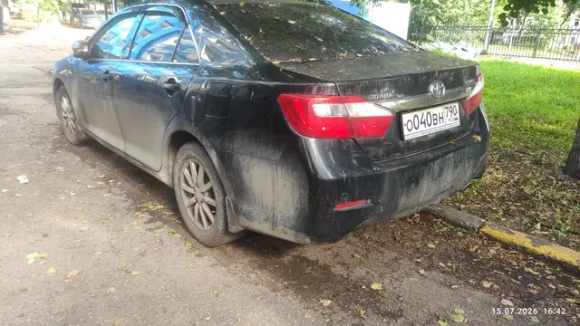 Транспортное средство TOYOTA Camry