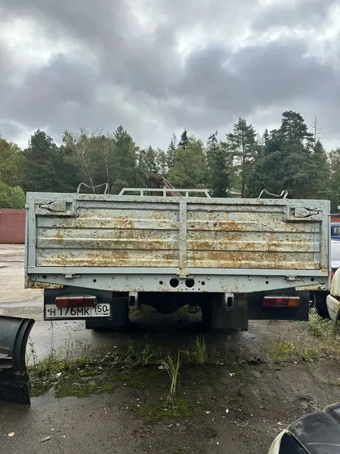 Автомобиль грузовой бортовой
