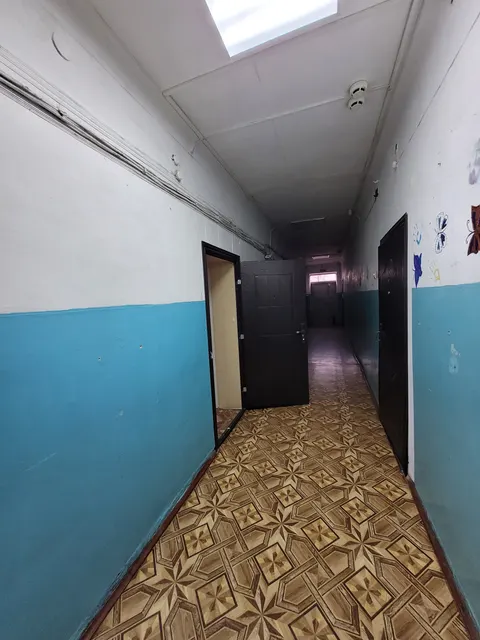 Право на заключение договора аренды нежилого помещения (номер на поэтажном плане: 19) с кадастровым номером 55:36:090301:14705 общей площадью 18,3 кв.м, расположенного на 2 этаже здания по адресу: г. Омск, ул. Братская, д.13.