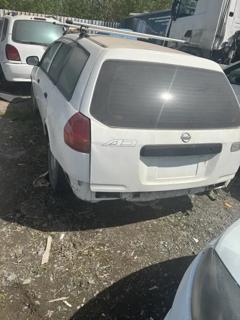 Автомобиль NISSAN AD, без г/н, 2002 г.в., кузов № VY11254861, двигатель № QG13-296380, цвет белый, комплектность и состояние  не проверялась данное  имущество обращено в доход государства(Документы и ключи отсутствуют).Находится г. Ачинск
