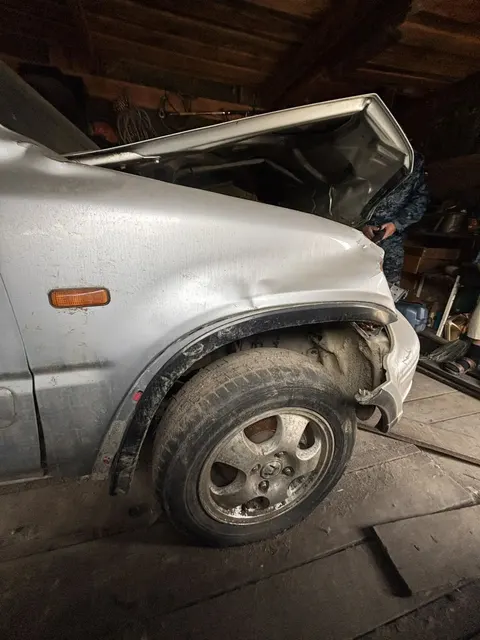 Транспортное средство Honda CR-V, 1998 года выпуска, цвет - серый, номер кузова RD15111141, государственный номер К004КЕ03. Состояние транспортного средства: после ДТП.