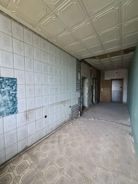 Право на заключение договора аренды нежилого помещения с кадастровым номером 55:36:090109:6515, общей площадью 16,8 кв. м, расположенного  по адресу: Омская область, г. Омск, ул. Богдана Хмельницкого, д. 214, пом. 29П.