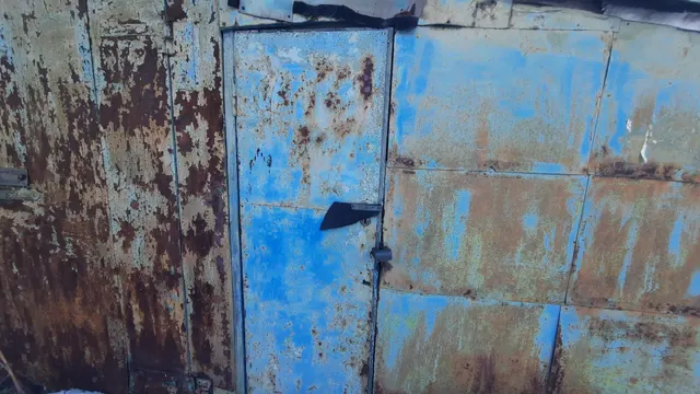 нежилое помещение - гараж, кадастровый номер 51:01:0206001:70, местоположение: Мурманская область, муниципальный округ Кольский, поселок городского типа Мурмаши, гаражно-строительный кооператив № 5, гараж 20
