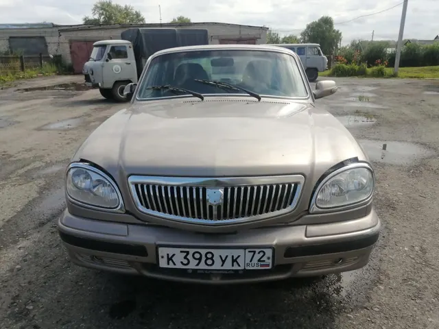 ГАЗ-31105