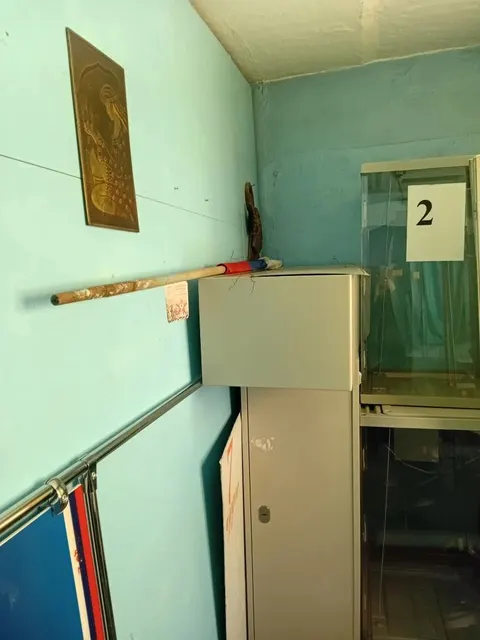 Нежилое помещение № 7, площадью 5,3 кв.м., на 1 этаже нежилого здания, с кадастровым номером 28:09:010939:244, общей площадью 947,1 кв.м., расположенного по адресу: Амурская область, Белогорский м.о., с. Возжаевка, ул. Гагарина, д. 23. Имущество сдается в аренду сроком - 5 (пять) лет.