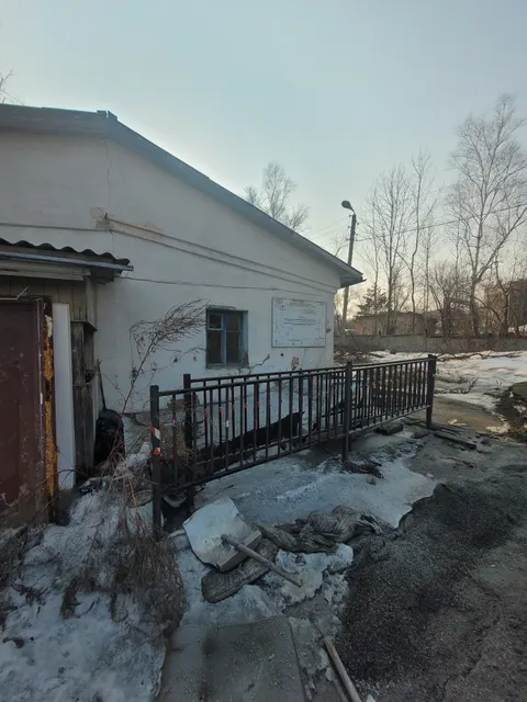 Нежилое здание
