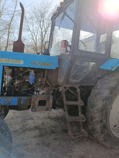 Погрузчик универсальный ПУ-0,7, на базе трактора «Беларус-82.1»