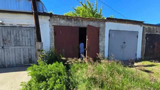Здание гаража