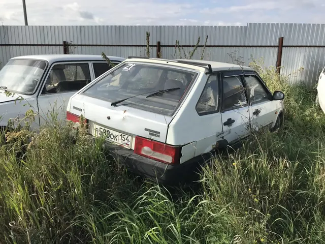 Реализация по прямому назначению:1.Автомобиль ВАЗ 2106 г/з М830НА54 , кузов № ХТА 210610У3751916, 1996 г.в (документы, ключи отсутствуют). 2. Автомобиль HYUNDAI SONATA, ГРЗ М036НХ 54 VIN: X7MEN41FP7M024151( ключи, документы отсутствуют). 3.Автомобиль ВАЗ 21093, 1996 г.в, ГРЗ Р588ОК154, VIN XTA 210930V2001291 (задняя дверь другого цвета, ключи в наличии, документы отсутствуют).4.Автомобиль ВАЗ 21093, ГРЗ 576 КС 42 , кузов № XTA210900J0247111 ,1990 г.в.(ключи, документы отсутствуют).