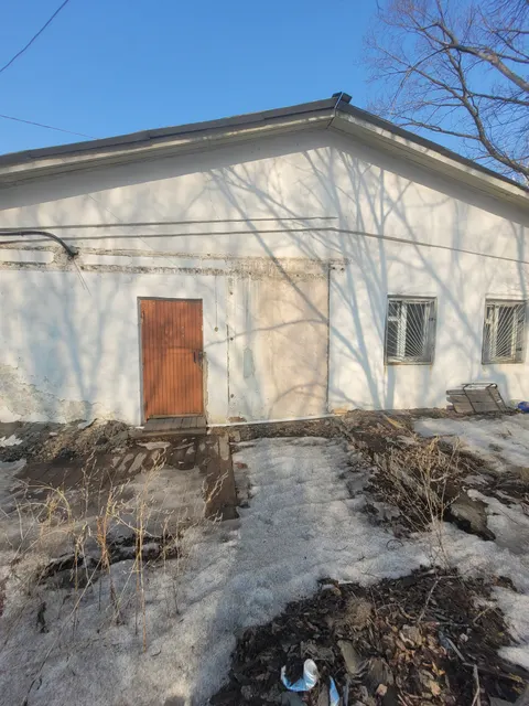 Нежилое здание