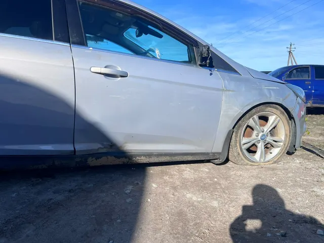 Автомобиль «Форд Focus»,