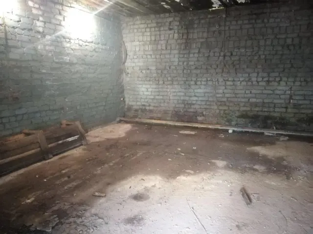 Помещение, нежилое, общей площадью 42,8 кв.м по адресу: Российская Федерация, Иркутская область, город Братск, жилой район Центральный, улица Южная, дом 14А/2, помещение 1018, кадастровый номер 38:34:015502:186