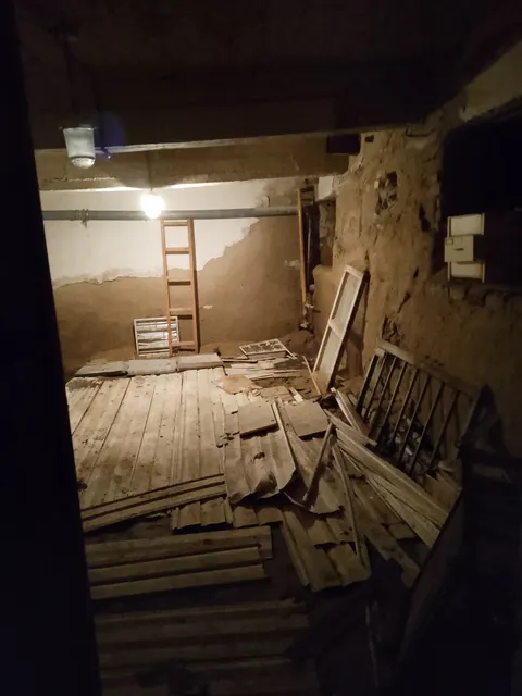нежилое помещение, общей площадью  76,5 кв.м, расположенное по адресу: Российская Федерация, Республика Мордовия, м.р-н Ардатовский, г.п. Ардатов, г. Ардатов, ул. Ленинская,  д. 87, помещ. 4, кадастровый номер: 13:01:0132020:391