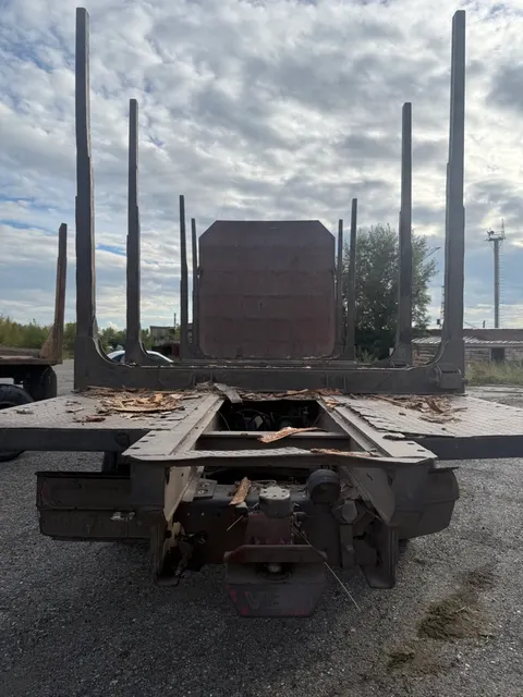 Грузовой автомобиль МАЗ 6312В9-429-012, 2013г.в., г/н У967СЕ124, VIN Y3M6312B9D0000990, номер кузова отсутствует, номер шасси Y3M6312B9D0000990, номер двигателя ЯМЗ-651.0 D0010280, цвет зеленый. Начальная цена продажи 1 630 300 руб. Задаток 244560 руб.