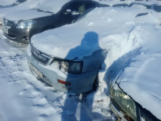 Автомобиль марки Nissan Bluebird, г/н Х154СТ27, № кузова  HU14020058, цвет серый