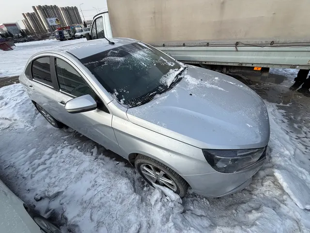 (повторные торги) Легковой автомобиль ЛАДА GFL320 LADA VESTA, 2017 г.в., г/н Р710НР124, VIN XTAGFL320HY101536, № кузова XTAGFL320HY101536, цвет серебристый. Идентификационные номера не сверялись, рабочее состояние не проверялось, автомобиль закрыт, ключи и документы отсутствуют. Должник Абдухаликов А.С. Обременения: Арест, запреты на рег. действия. Начальная цена продажи 490450,00 руб. Задаток 74000,00 руб. (пор. 1888)