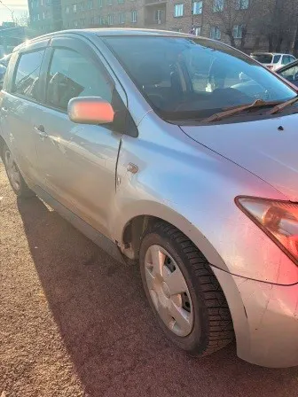 Автомобиль Тойота ИСТ, г/н К324АХ124, 2002г.в., № кузова NCP610033230. Автомобиль находится в залоге. Рабочее состояние, и комплектность автомобиля не проверялось. Находится в г. Красноярск, данное имущество обращено в доход государства (Документы, ключи отсутствуют). (134/26)