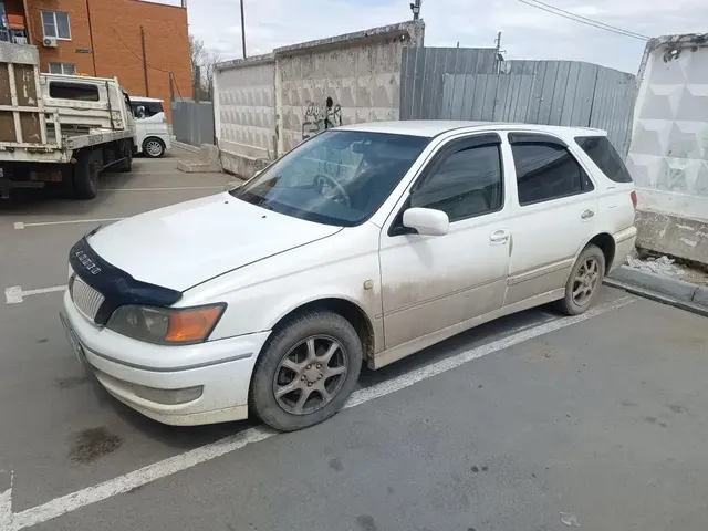 Автомобиль марки Toyota Vista Ardeo, г/н O778ME27, 1999 г.в, № кузова SV550004334,белого цвета
