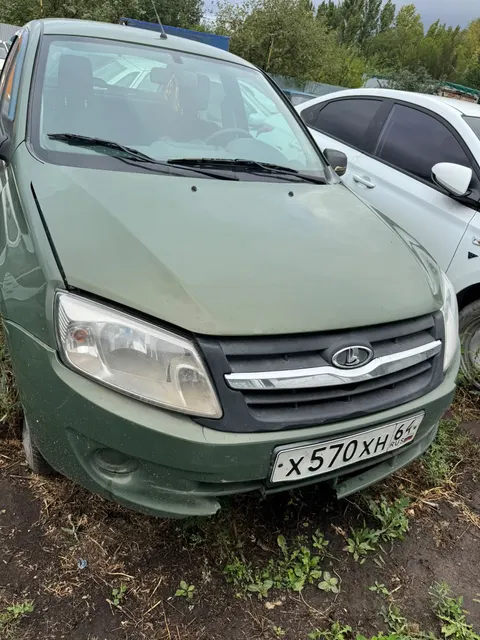 Лот №13 – Легковой автомобиль LADA 219010 (64-011383)