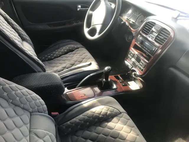 Реализация по прямому назначению:1.Автомобиль ВАЗ 2106 г/з М830НА54 , кузов № ХТА 210610У3751916, 1996 г.в (документы, ключи отсутствуют). 2. Автомобиль HYUNDAI SONATA, ГРЗ М036НХ 54 VIN: X7MEN41FP7M024151( ключи, документы отсутствуют). 3.Автомобиль ВАЗ 21093, 1996 г.в, ГРЗ Р588ОК154, VIN XTA 210930V2001291 (задняя дверь другого цвета, ключи в наличии, документы отсутствуют).4.Автомобиль ВАЗ 21093, ГРЗ 576 КС 42 , кузов № XTA210900J0247111 ,1990 г.в.(ключи, документы отсутствуют).