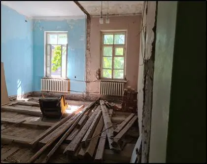 часть нежилого помещения 1-Н (кадастровый номер 78:34:0010313:1379), состоящего из комнат № 4, 31 на 1 этаже, 32-123 на 2 этаже, 124-214 на 3 этаже, площадью 1 777,2 кв.метра, расположенного в здании по адресу: Санкт-Петербург, г. Кронштадт, ул. Коммунистическая, д. 1, литера А