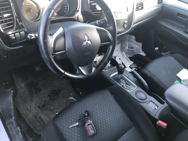 Реализация по прямому назначению: Автомобиль "MITSUBISHI OUTLANDER", ГРН М617КА154RUS, VIN ZTXTGF2WGMO13521 (документы отсутствуют,ключи в наличии)