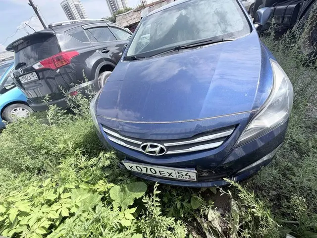 Легковой автомобиль Hyundai Solaris, 2015 г.в., г/н: К070ЕХ54, VIN: Z94CU51CBFR125286, цвет-синий. (арест, повтор)