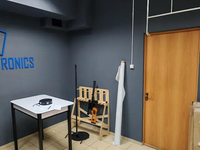 Помещение № 3 на 2 этаже площадью 13,8 кв.м. по адресу: 440067, г. Пенза, ул. Дружбы, стр. 6