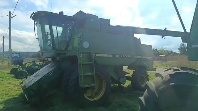 Джон Дир 9600