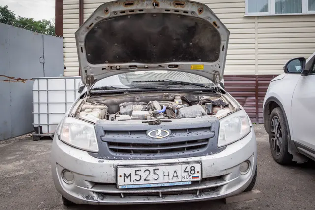 Автомобиль легковой, марка, модель ТС: Lada, 219060, Lada Granta; 2013 года выпуска, идентификационный номер (VIN): XTA219060DY050318; модель и номер двигателя – 11183, 6002283, цвет кузова – серебристый.